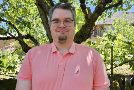 Headshot of Zeke Critchlow